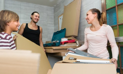 Removal team planning a house move in Parsons Green