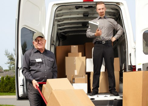 Removal van service for Parsons Green homes and flats