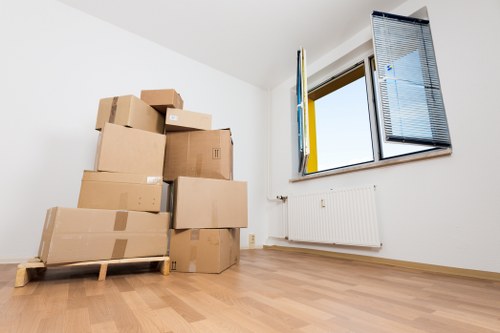Parsons Green moving assistance for flat and office relocations