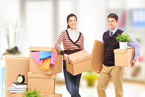 Residential and commercial removals support for Parsons Green customers