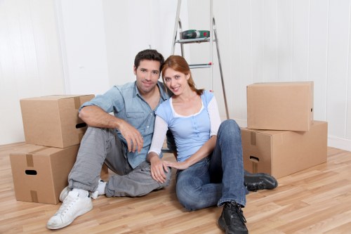 Residential and commercial man with van support in Parsons Green